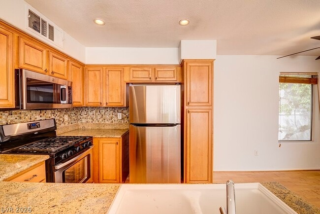 Building Photo - 3060 Casey Dr