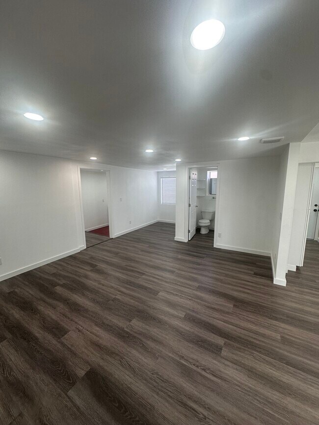 Foto del edificio - 3709 Merrimac Ave