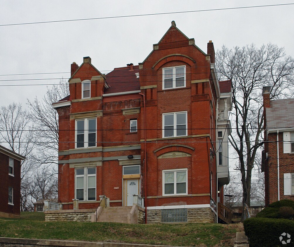 3027 Gilbert Ave, Cincinnati, OH 45206 Apartments in Cincinnati, OH
