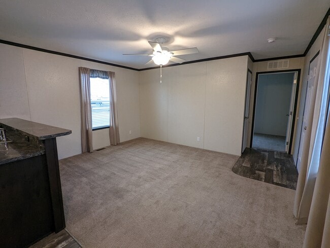 Building Photo - 135 Texas