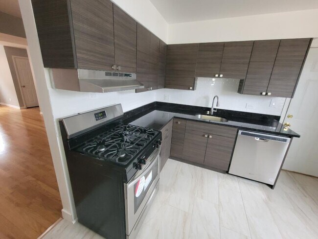 Foto del edificio - 4920 Mulford St