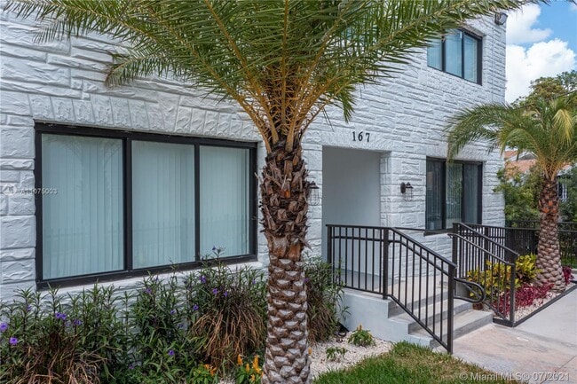 Building Photo - 167 NW 38th St