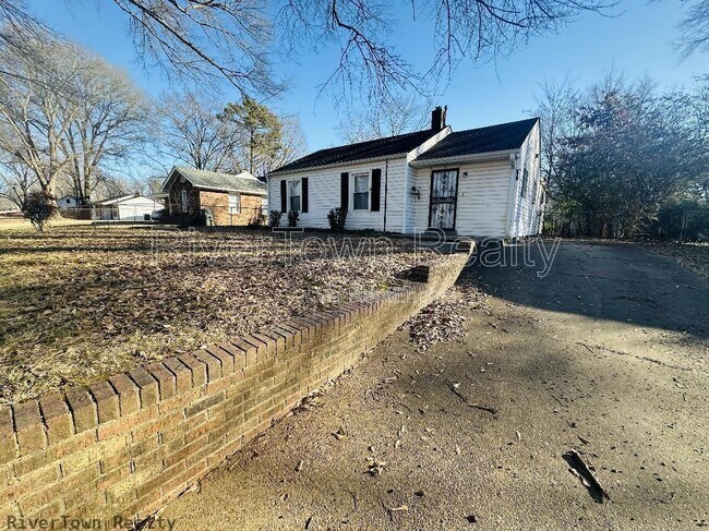 Photo - 1706 Combs St House