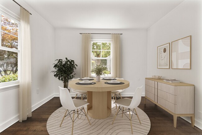 Foto del edificio - 203 Gorham Ave