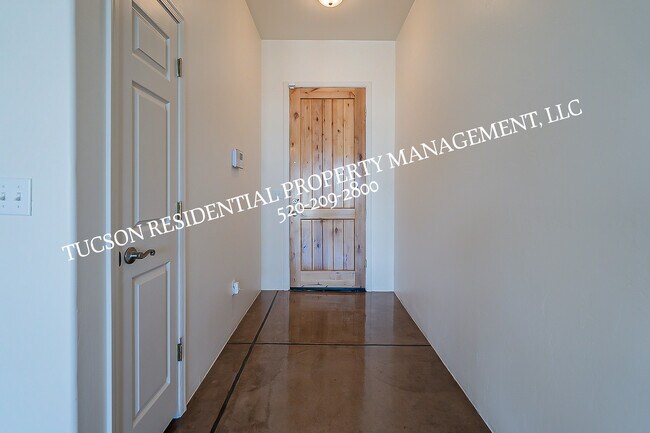 Foto del edificio - 7399 E Poinciana Pl
