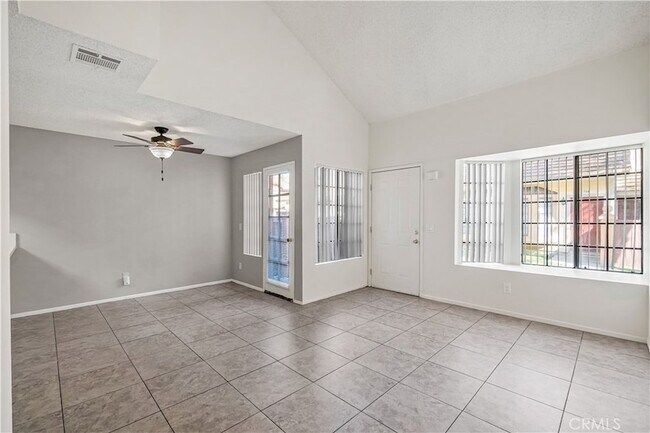 Foto del edificio - 1113 Turquoise St