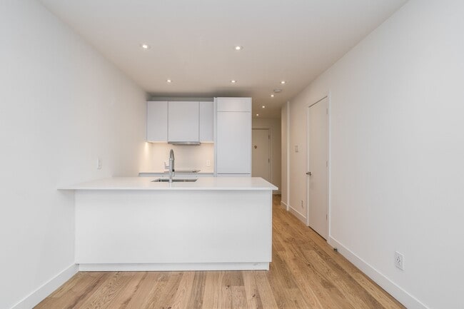 Photo du bâtiment - Mountain Place Apartments