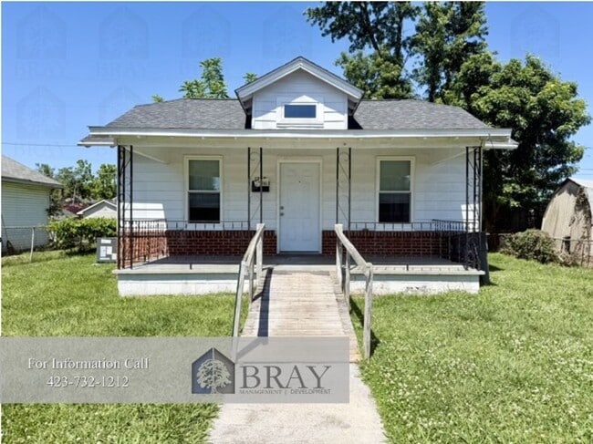 Building Photo - Fully Renovated 2 Bedroom Home in the Heart of Kingsport
