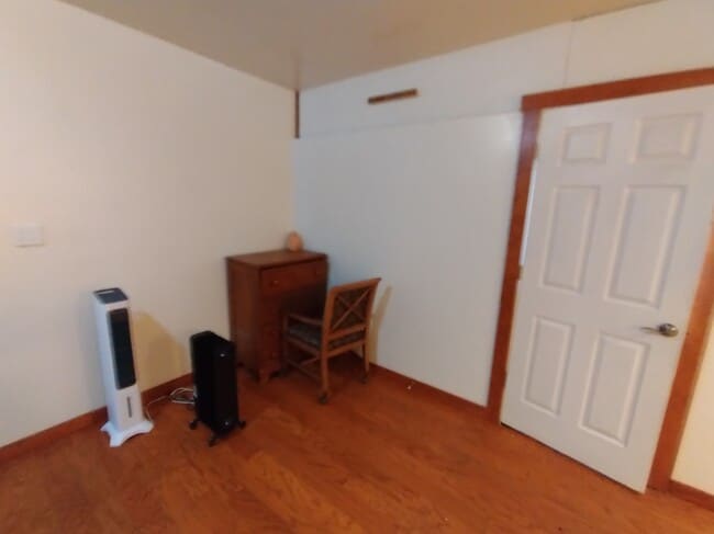 Building Photo - 1680 E Alder St