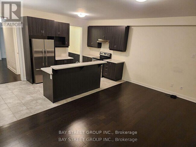 Building Photo - 18 Military Cres