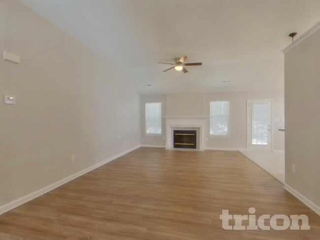 Building Photo - 5212 Haybridge Rd