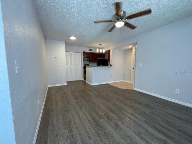 Foto del edificio - 5152 Conroy Rd