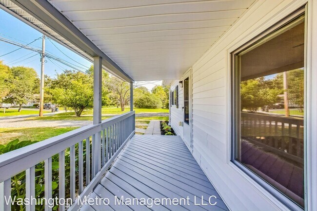 Building Photo - 3 br, 1 bath House - 15850 Livingston Road