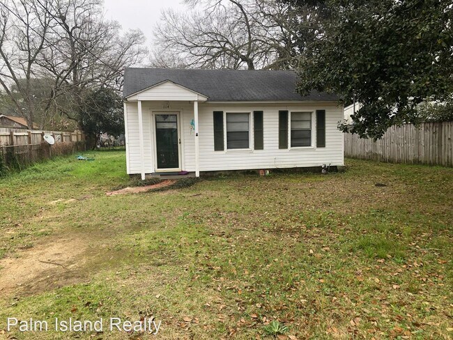 Building Photo - 2 br, 1 bath House - 1114 N 48th Ave