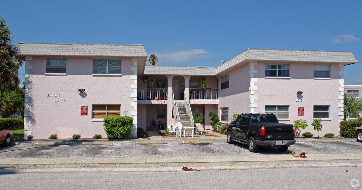 Primary Photo - Bali Apartments