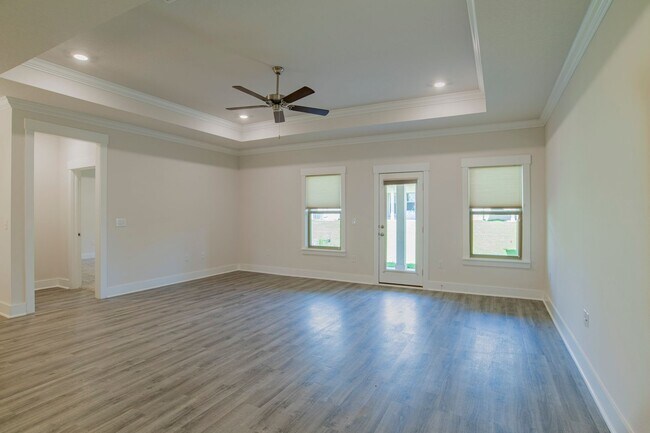 Foto del edificio - 3 bed home in quiet Cantonment