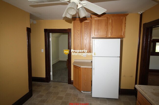 Foto del edificio - 743 W 5th St