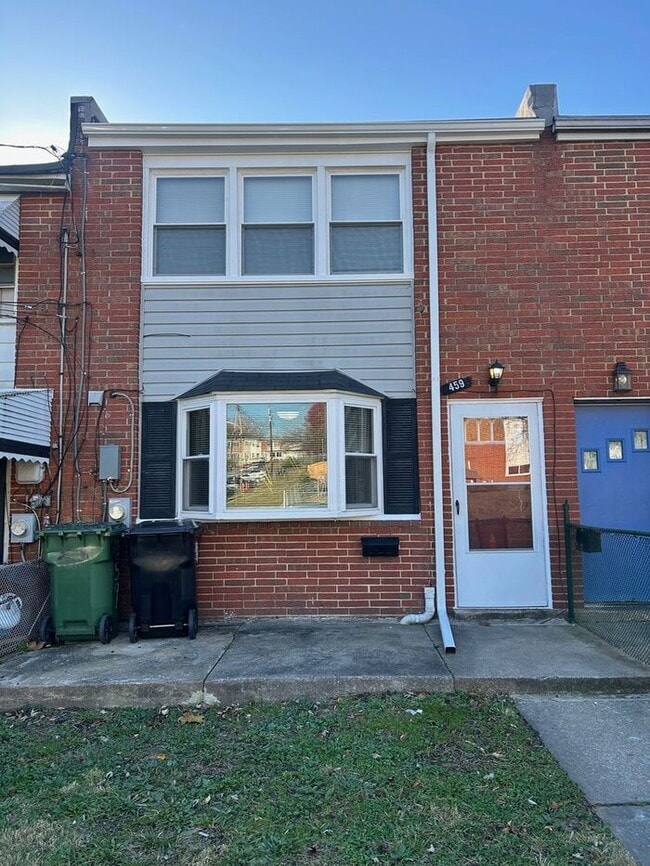 Foto del edificio - 2 Bedroom Townhome County Halethorpe