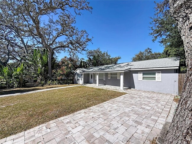 Building Photo - 1408 Rogers St