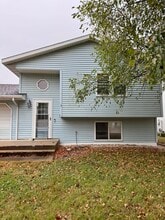 Building Photo - 1014 Castlewood Dr