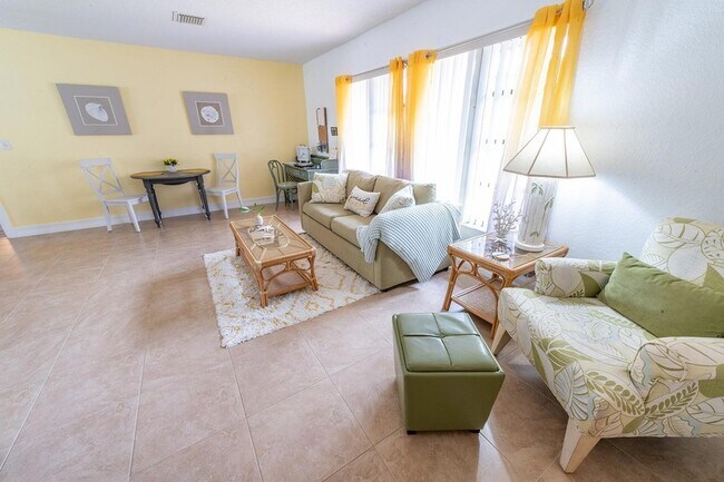 Foto del edificio - 4248 Kilpatrick St