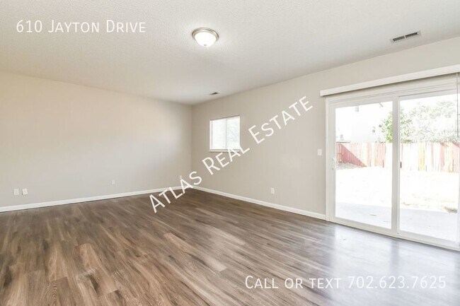 Building Photo - Alluring 4 Bed/2.5 Bath home in El Paso Co...