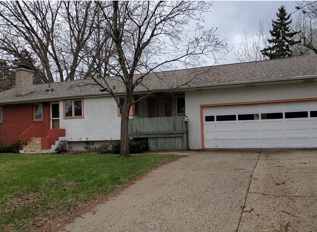 Foto principal - 6200 Baker Ave NE