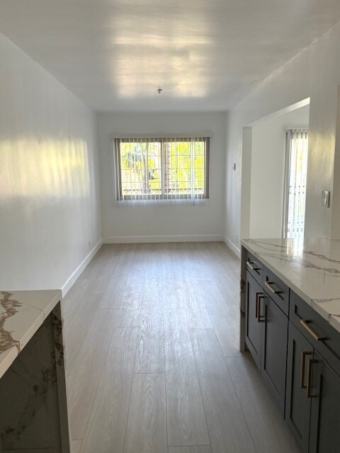 Foto del edificio - 8674 Falmouth Ave