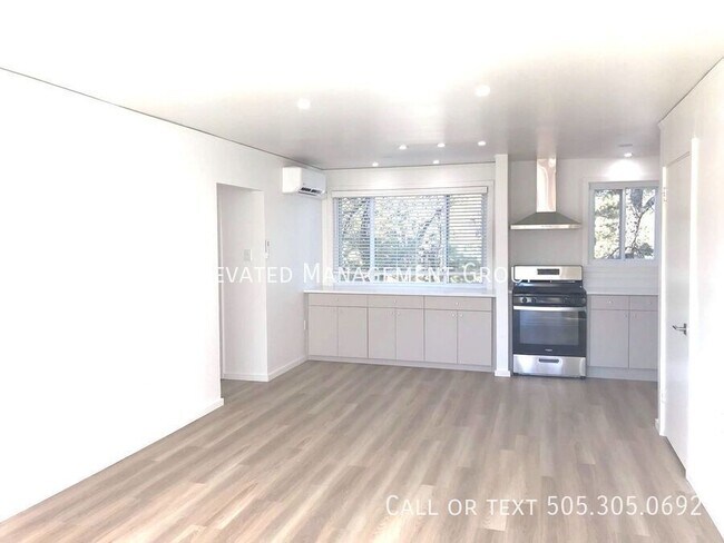 Foto del edificio - 3811 Gold St