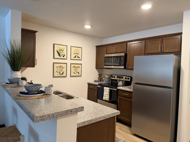 Kitchen - Chisago Lake Apartments