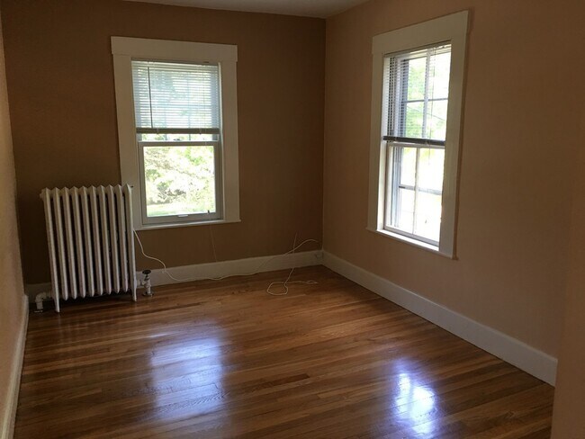Building Photo - 212 Marrett Rd