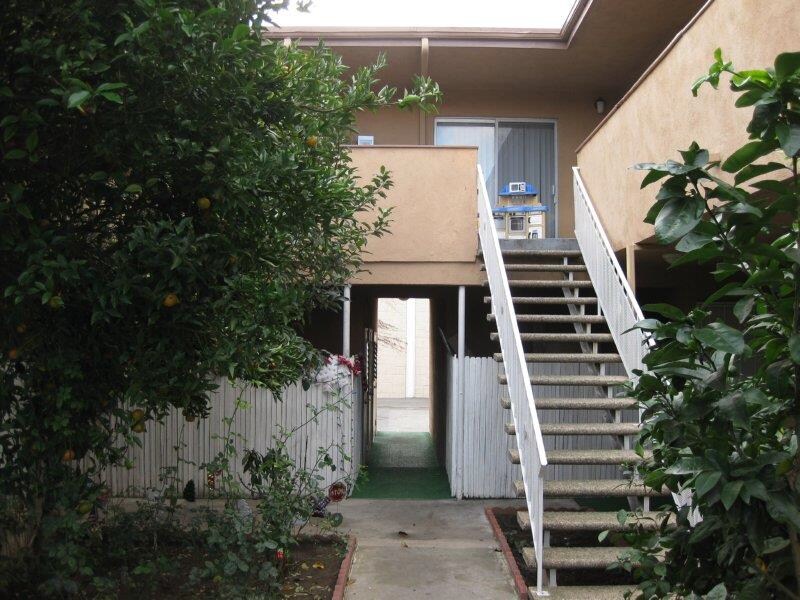 Building Photo - Garden Apartments
