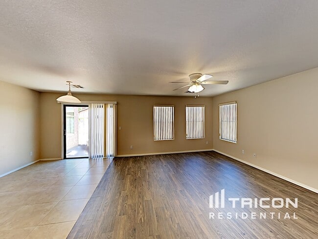 Building Photo - 45554 W Ranch Rd