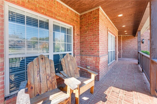 Foto del edificio - 2265 N Covington Park Blvd