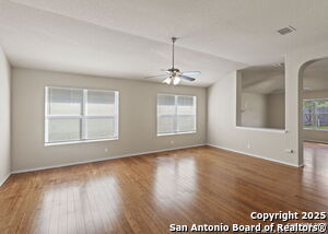 Foto del edificio - 7319 Tranquillo Way