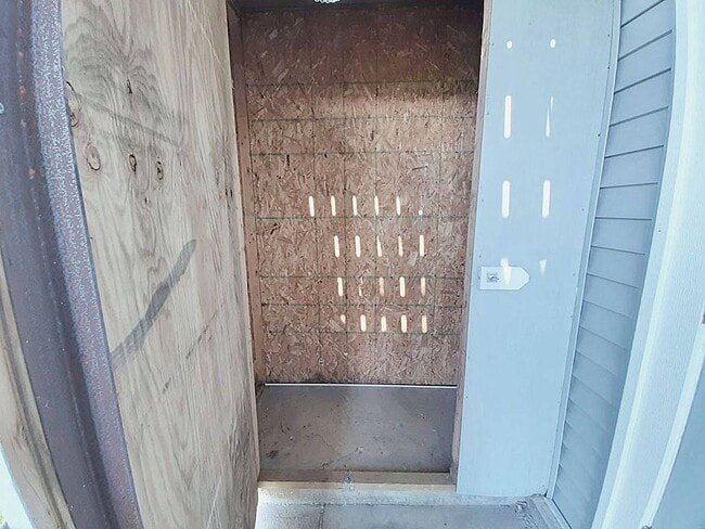 Building Photo - Hunters Pond Apartment Homes