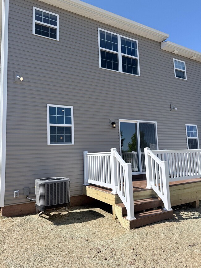 Foto del edificio - 3621 Fieldstone Dr