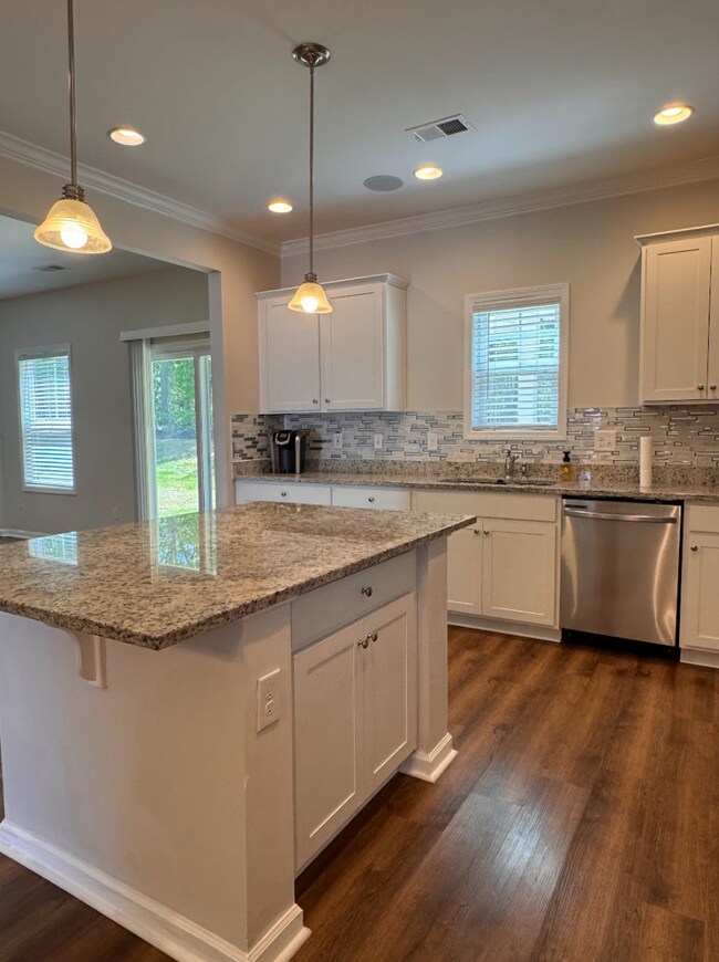 Foto del edificio - 320 Alameda Ln