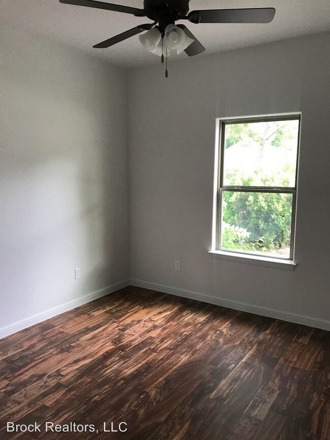 3 br, 2 bath House 3640 Millet Avenue House Rental in Fort Worth