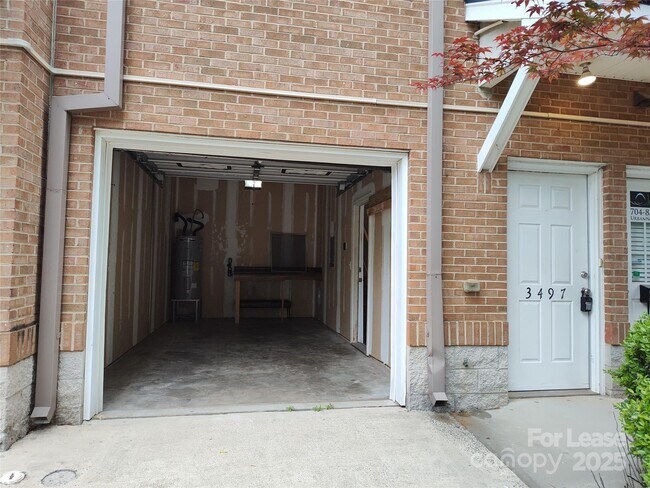 Building Photo - 3497 Chagall Ct