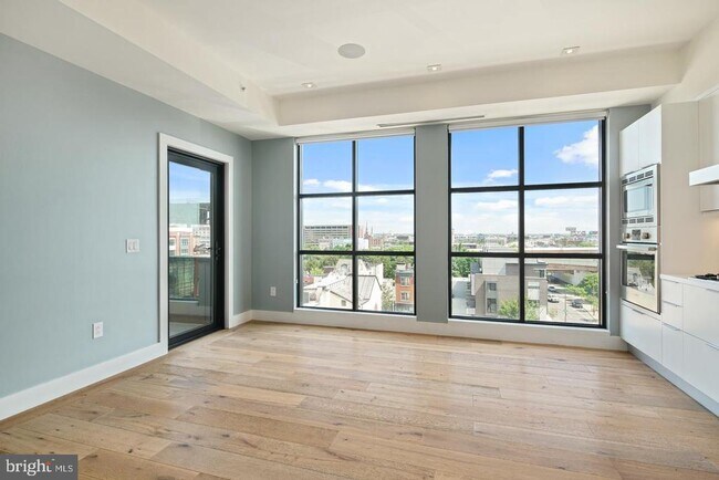 Foto del edificio - 240 N 2nd St