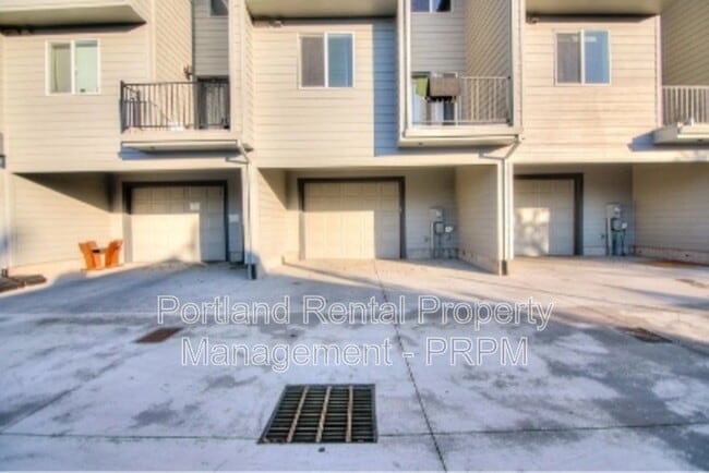 Foto del edificio - 619-619 NE 92nd Ave