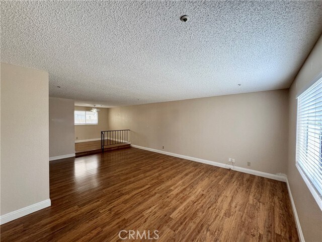 Foto del edificio - 4115 Farquhar Ave