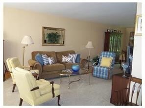 Foto del edificio - 804 Maplecrest Rd