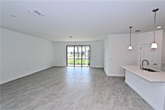 Building Photo - 18311 Ridgeline Dr Building Photo - 18311 Ridgeline Dr