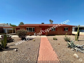 Building Photo - 7325 E Placita Antigua