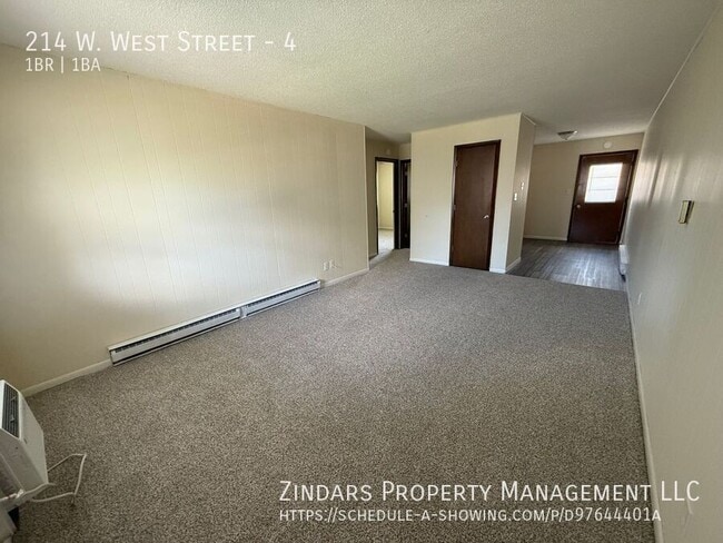 Foto del edificio - 214 W West St