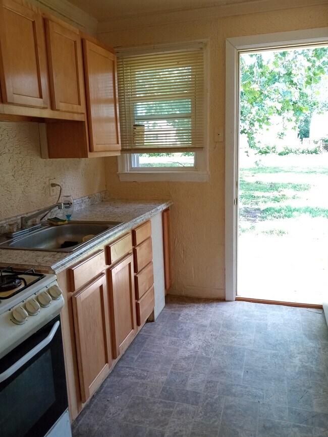 Foto del edificio - 2941 Schofield Ave