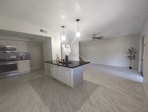 Building Photo - 2252 Shadowdale Dr