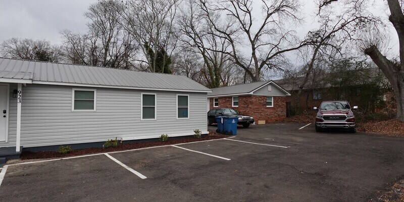 Primary Photo - 923 Washington St